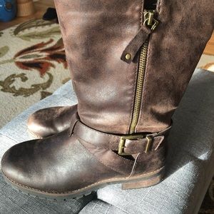 Women’s boots